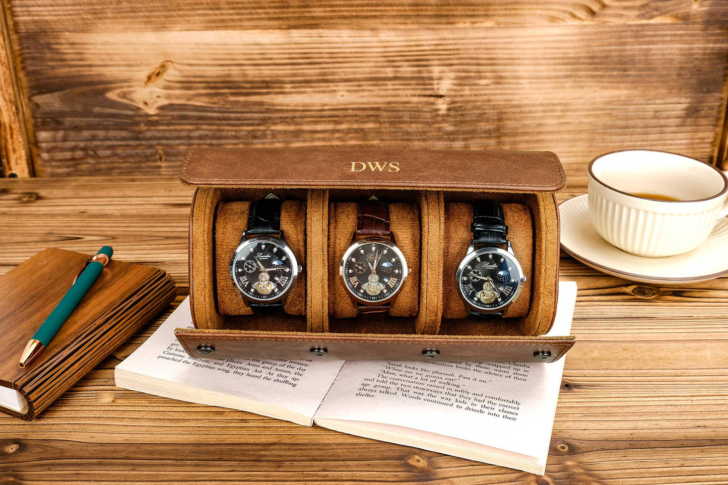 Personalized Leather Watch Box, Vegan Leather Watch Box, Watch Roll for 3 Watches, Valentine's Day gifts, Travel Watch Box, Gifts for Dad